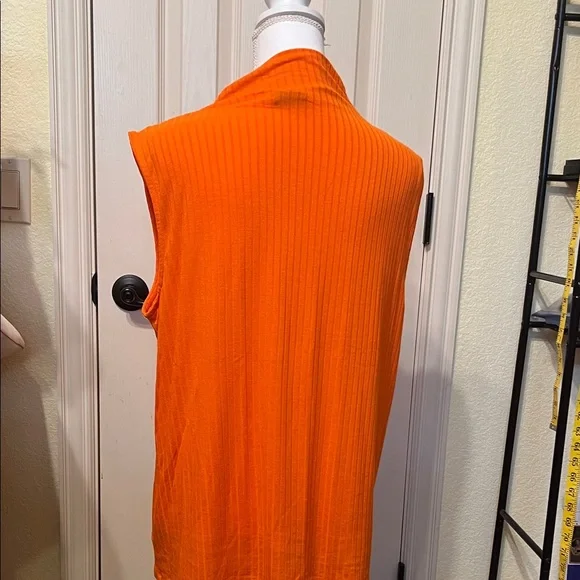 Worthington Vibrant Orange Sleeveless Blouse - Picture 2 of 3